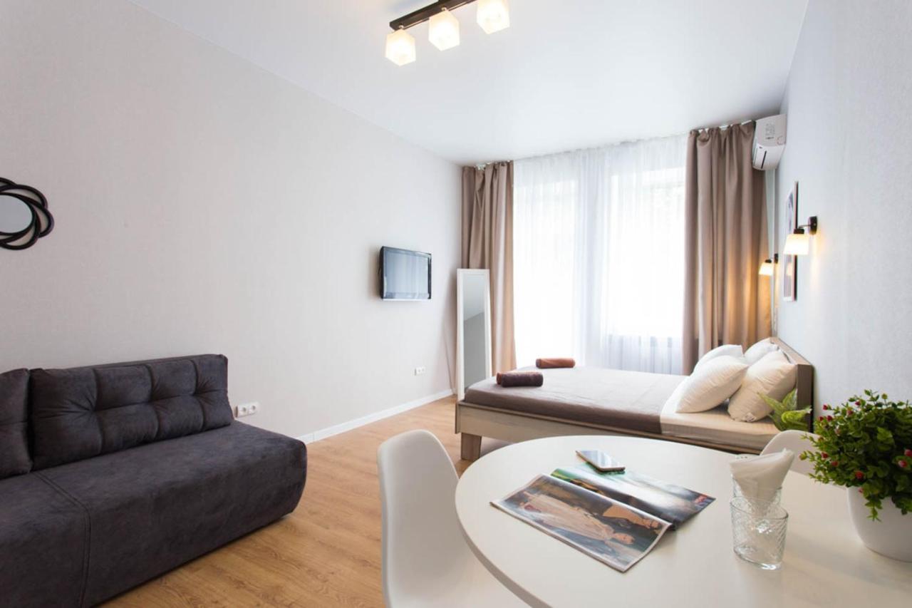 Modern Studio Beside Metro Yaroslava Mudroho, Universytet - Chernyshevska Str 95-7 Charkiw Exterior foto