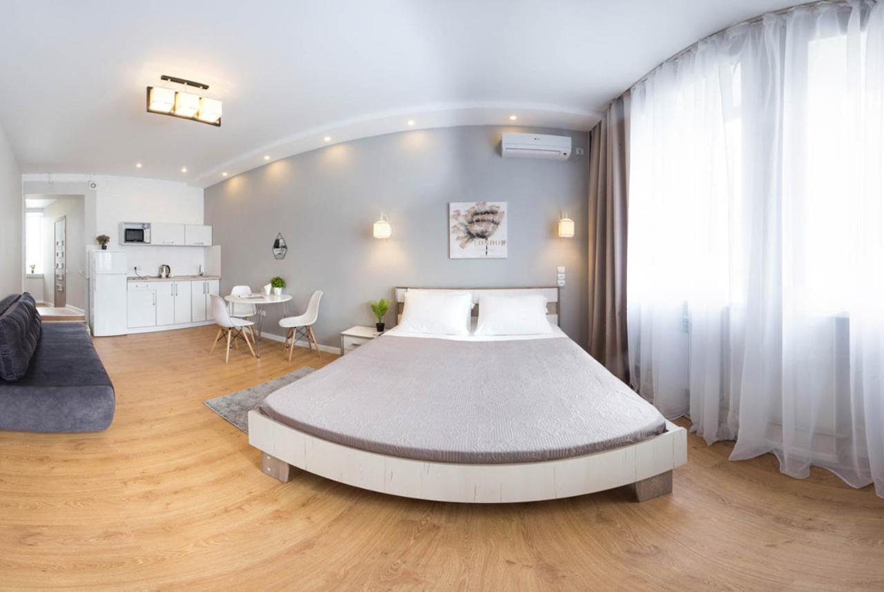 Modern Studio Beside Metro Yaroslava Mudroho, Universytet - Chernyshevska Str 95-7 Charkiw Exterior foto