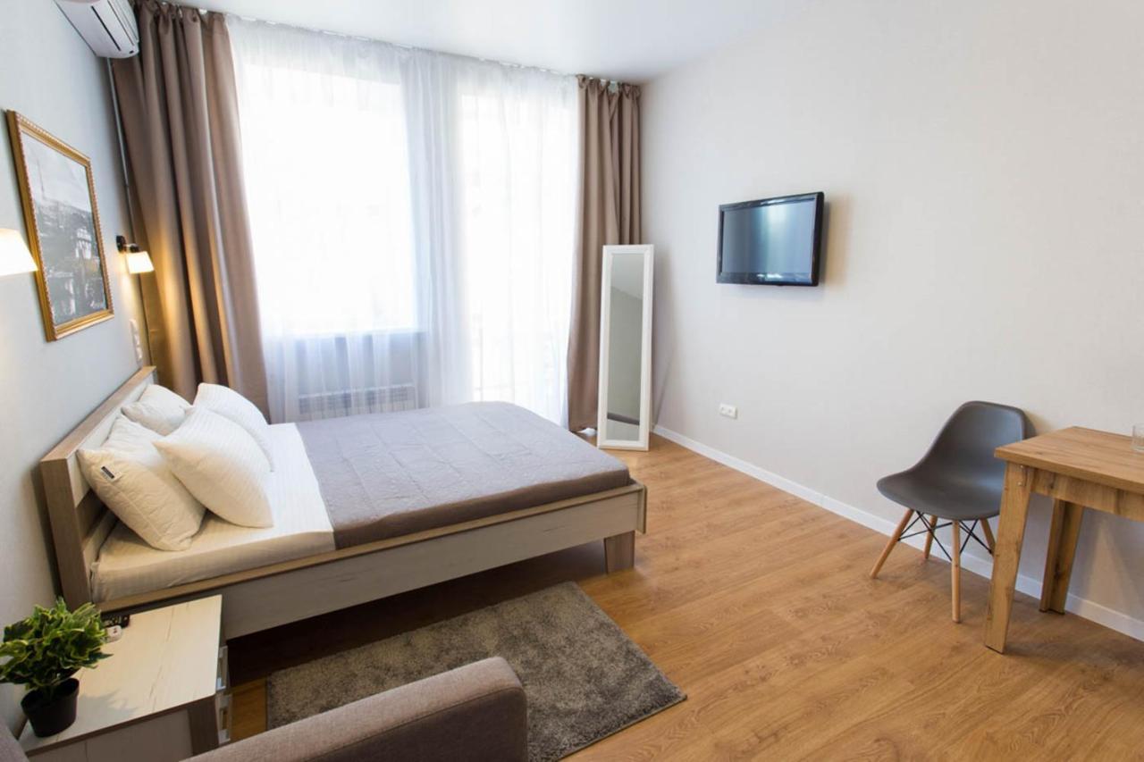 Modern Studio Beside Metro Yaroslava Mudroho, Universytet - Chernyshevska Str 95-7 Charkiw Exterior foto