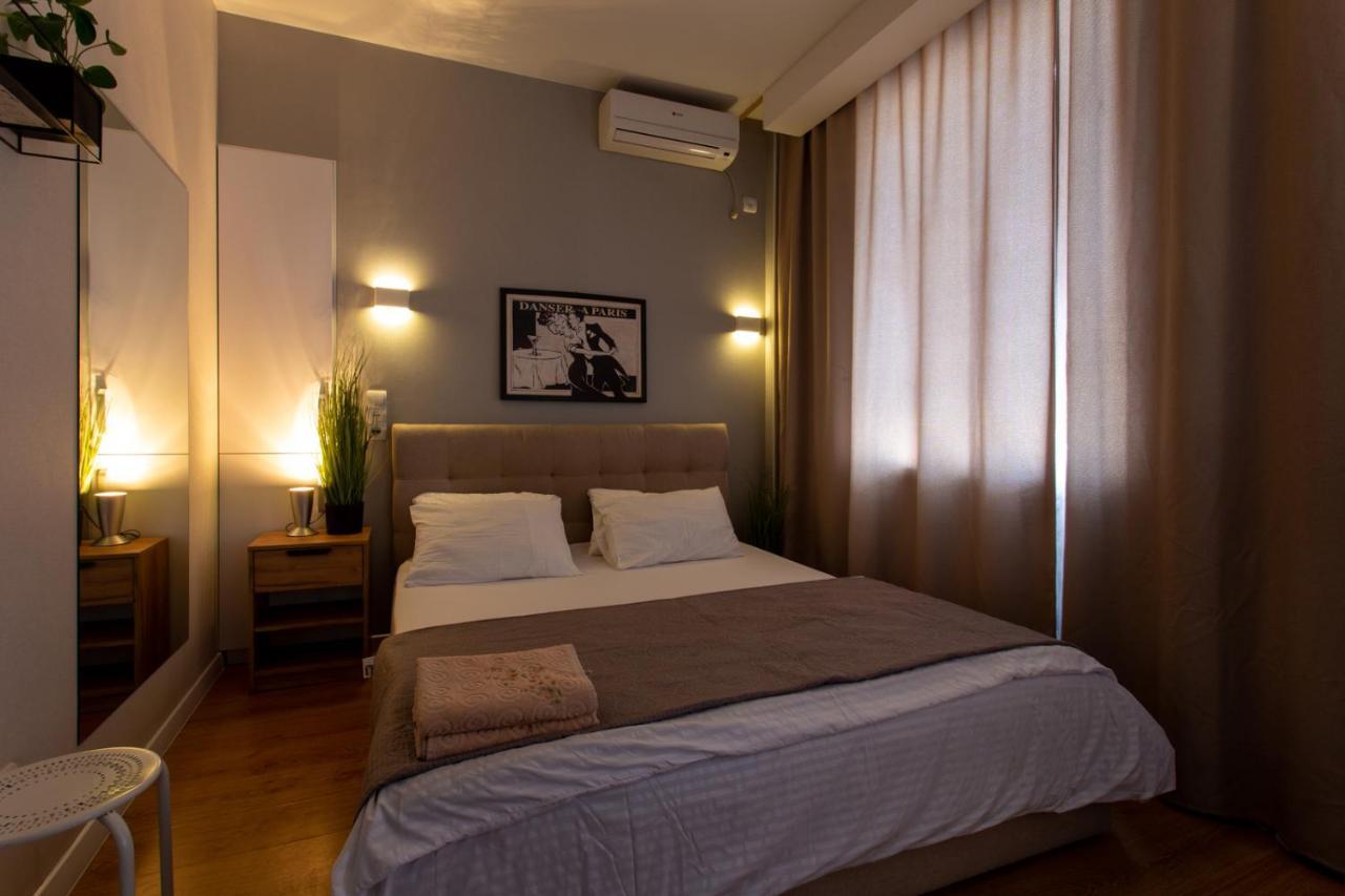 Modern Studio Beside Metro Yaroslava Mudroho, Universytet - Chernyshevska Str 95-7 Charkiw Exterior foto