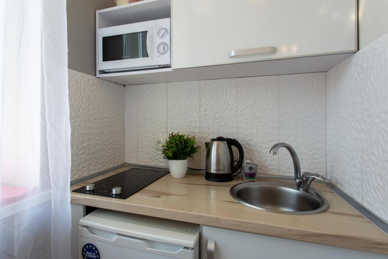 Modern Studio Beside Metro Yaroslava Mudroho, Universytet - Chernyshevska Str 95-7 Charkiw Exterior foto